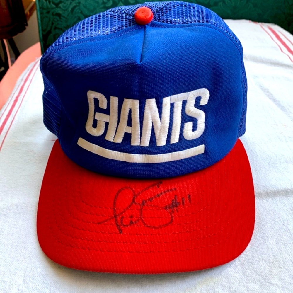 Vintage autographed NY Giants Phil Simms cap